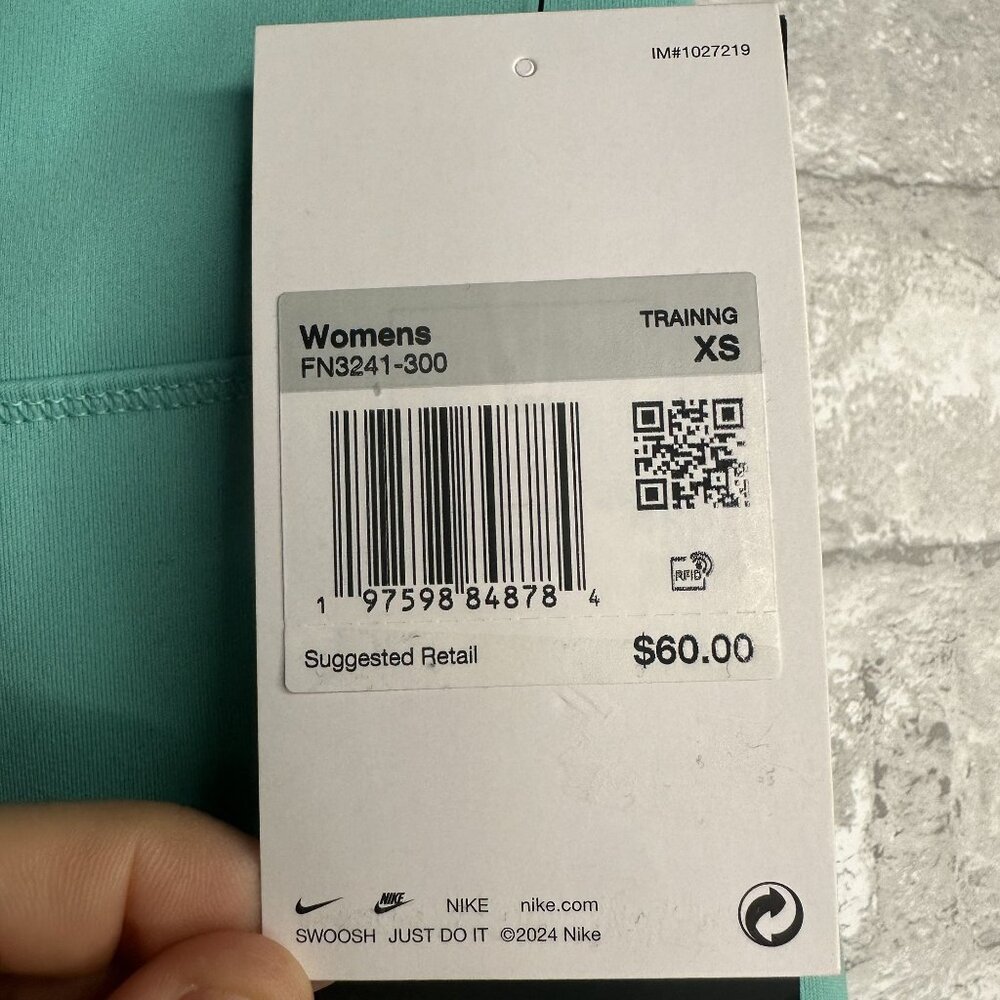 Nike One Women's Training High-Rise Leggings NWT Size XS (Aqua) FN3241-300 - Picture 16 of 16